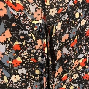 Floral print flutter sleeve blouse